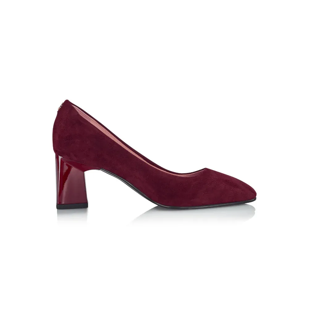Ayelet by Naot Cass Pumps