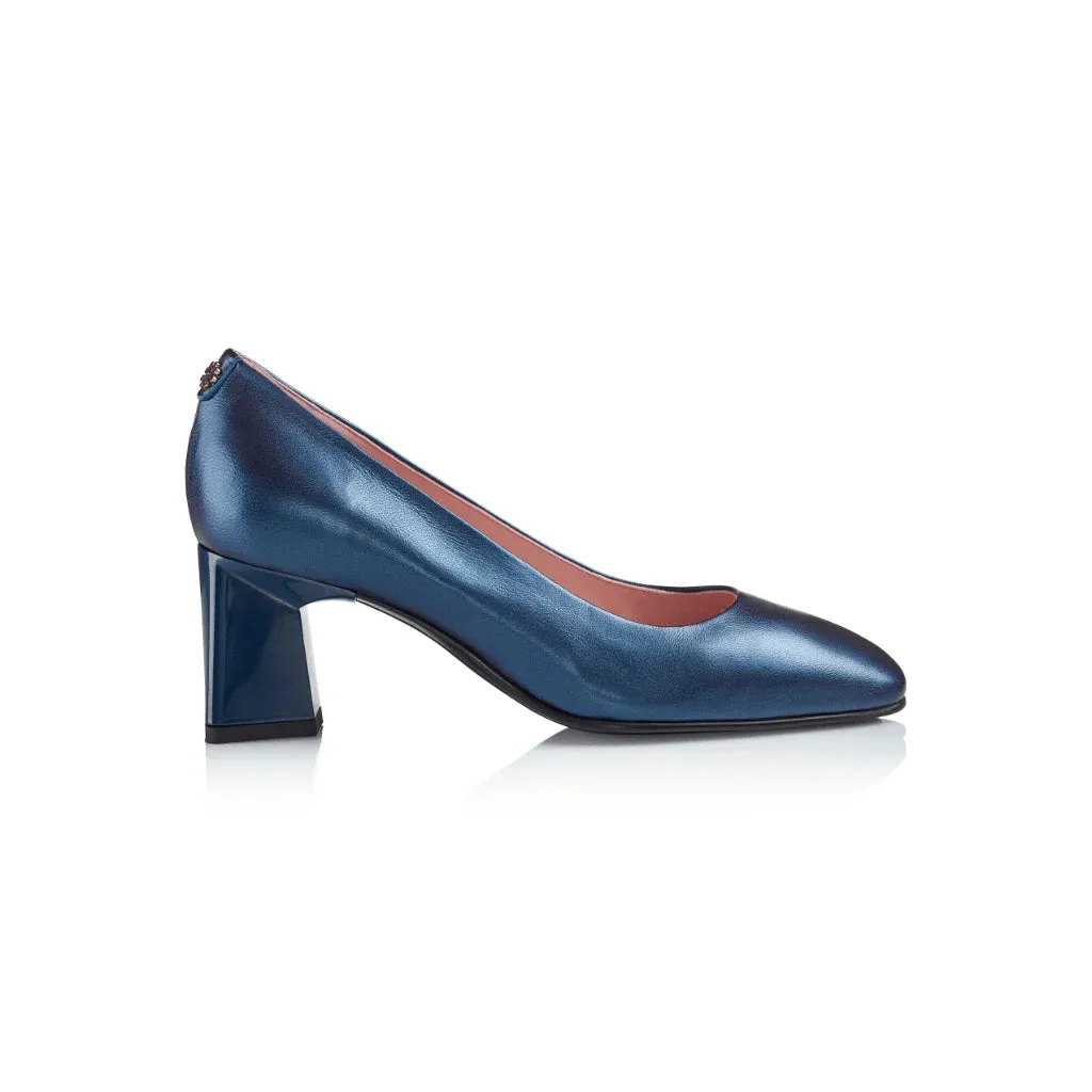 Ayelet by Naot Cass Pumps