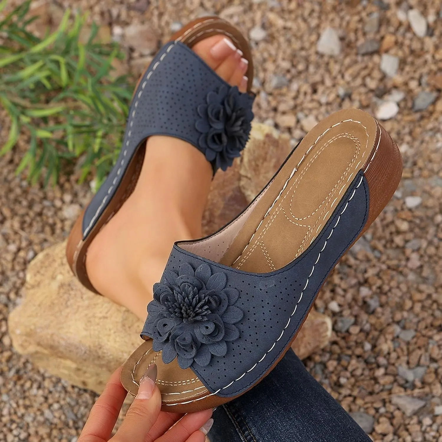 Chic Flowers Orthopedic Sandals for Women Summer Beach Comfortable Sandals Wedge Low Open Toe Slides Fish Mouth Leather Slippers Dressy Casual Slip-On with Arch Support