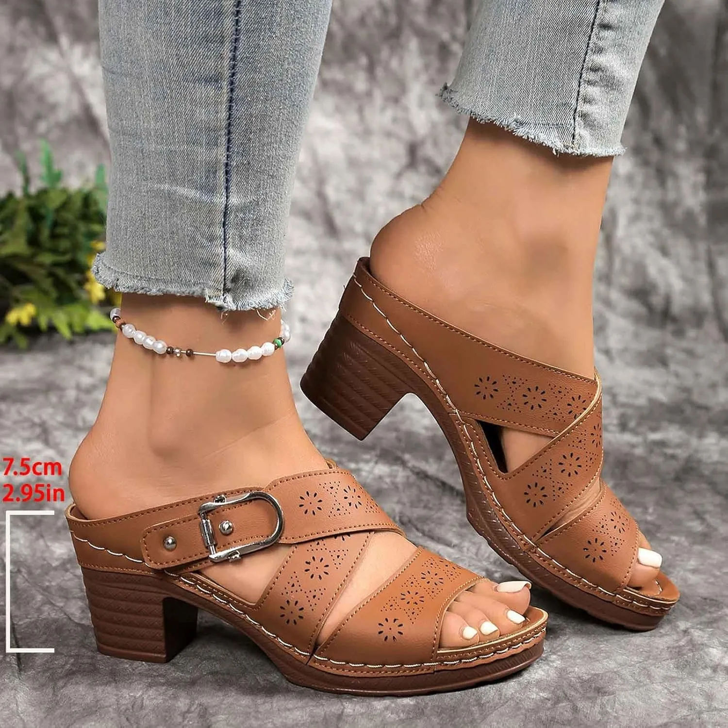 Women's Summer Slippers Open Toe Wedge Sandals with Buckle Strap Comfortable Casual Beach Shoes for Daily Wear